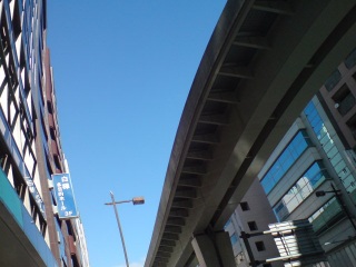 ��͉����I