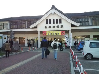 �������I